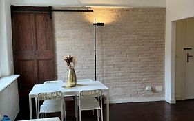 Maison Leone Apartment